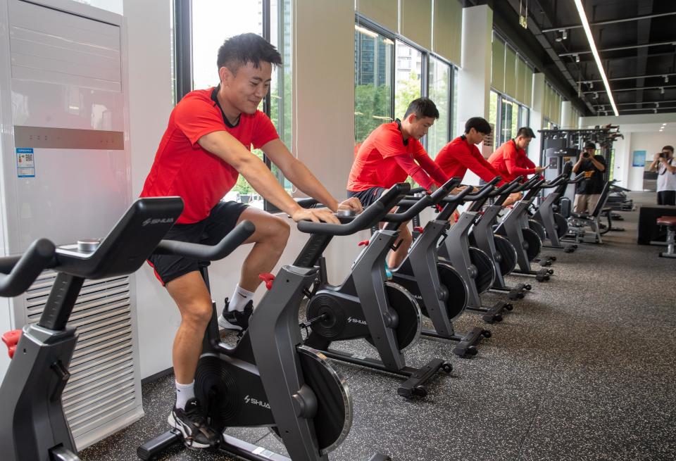 尤其是周边, 度打亚冠, 票房收入 尤其是周边, 度打亚冠, 票房收入