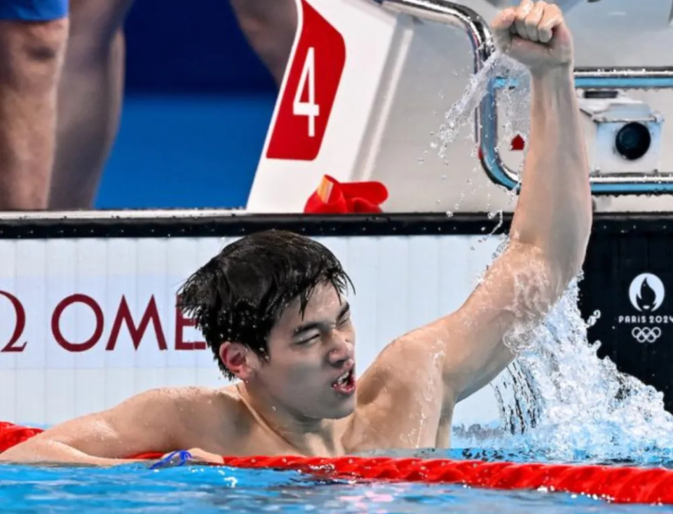 潘展乐, 化的倾向, 一律